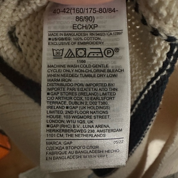 GAP Cream and Black Striped Turtleneck Sweater - Picture 4 of 4